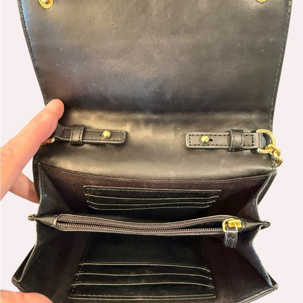 Marc Jacobs Empire City Black Pebbled Leather Crossbody with Gold Chain EUC - Picture 8 of 12